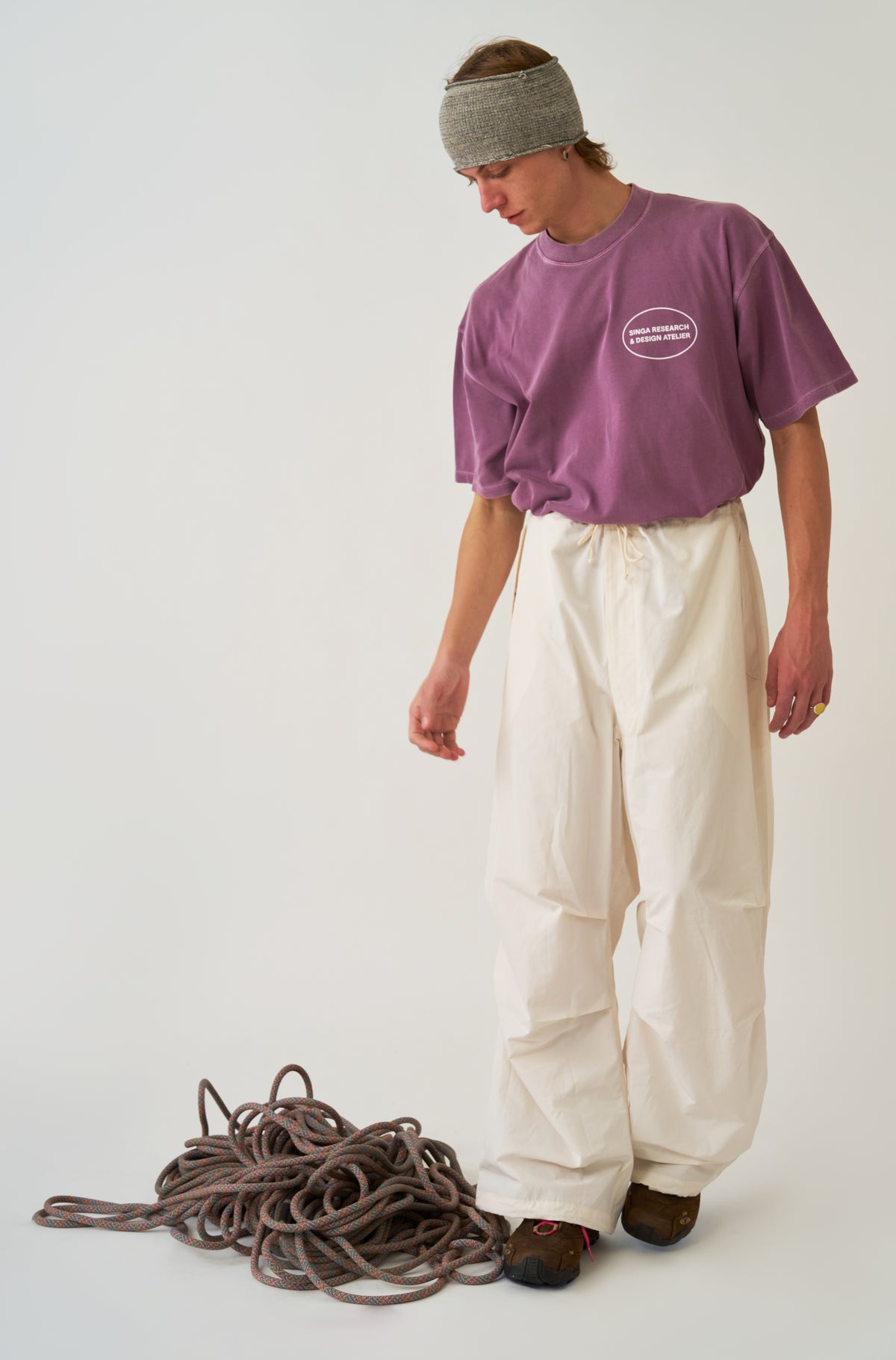 Camiseta Clássica Research and Design - Roxo Queimado