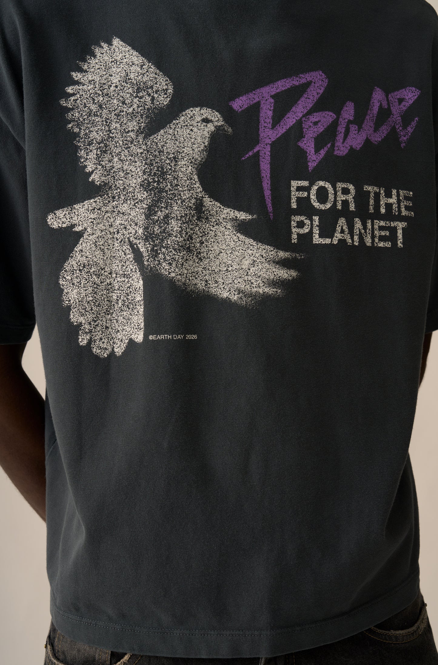 Camiseta Boxy Over SINGA x ALLGLORY For The Planet Preto Cationizado