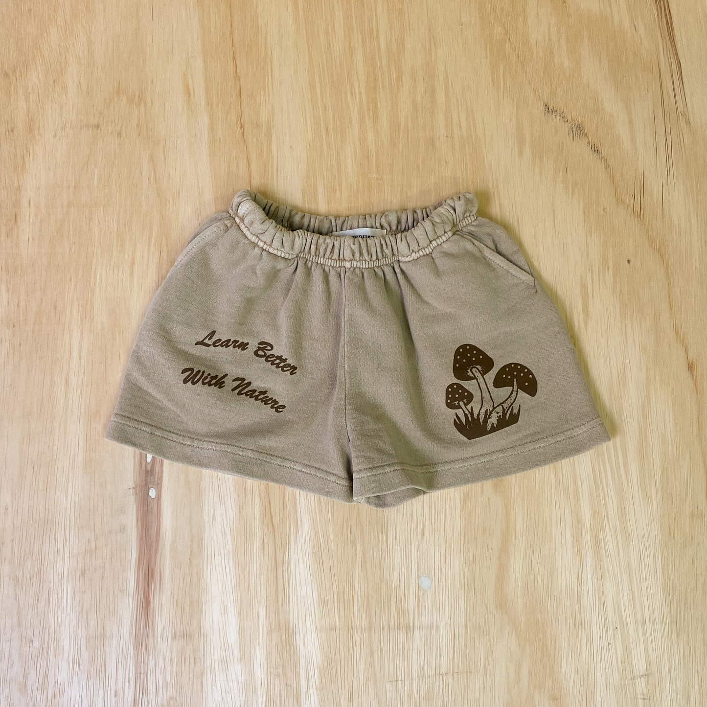 Short Kids For The Planet Areia